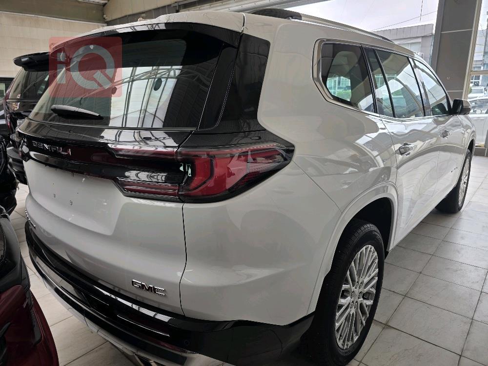 جي ام سي اكاديا